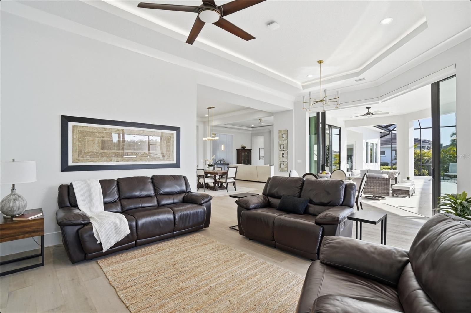 1815 RIO VISTA TER
