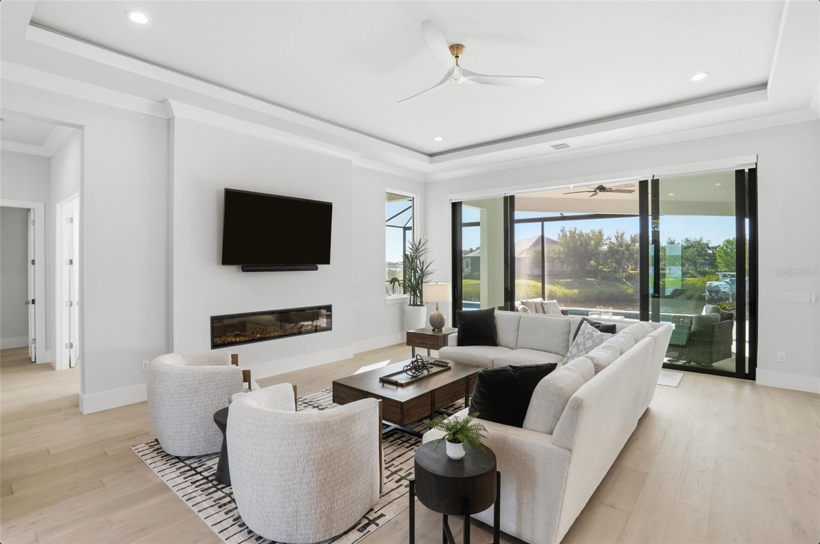 1815 RIO VISTA TER
