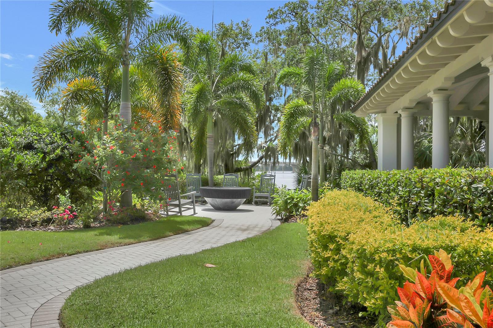 1625 RIO VISTA TER