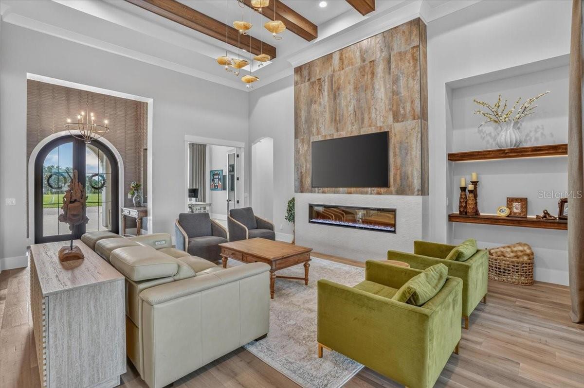 1625 RIO VISTA TER