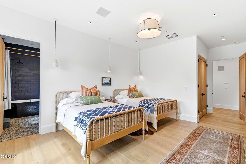 130 Avocado Place
