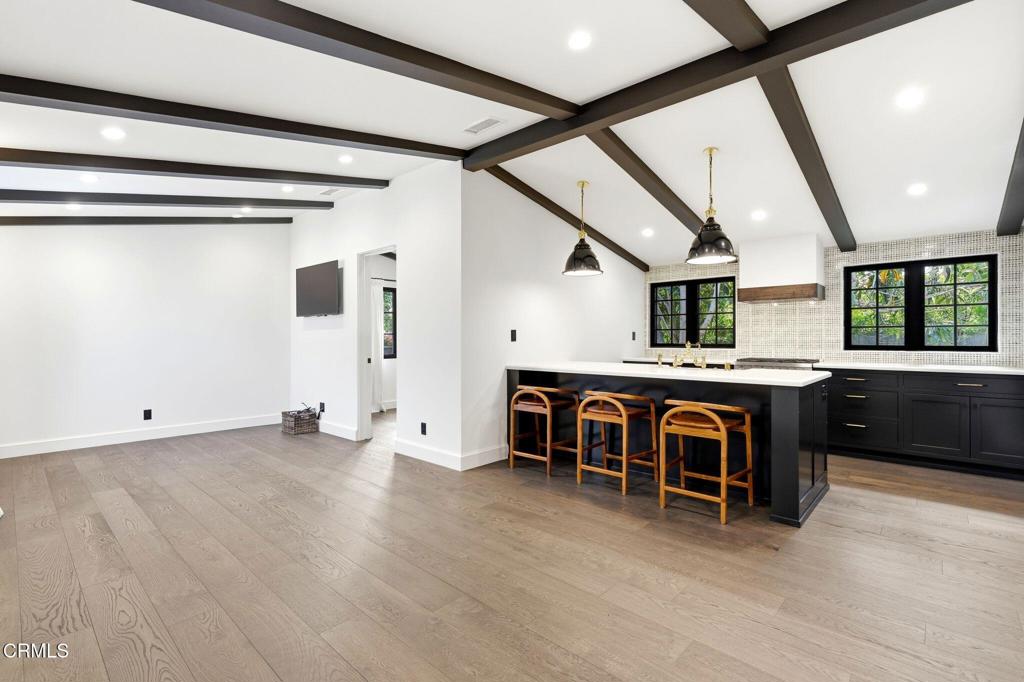 130 Avocado Place