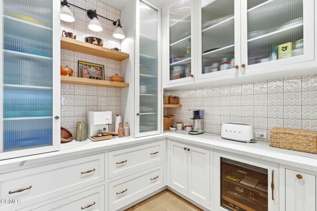 130 Avocado Place