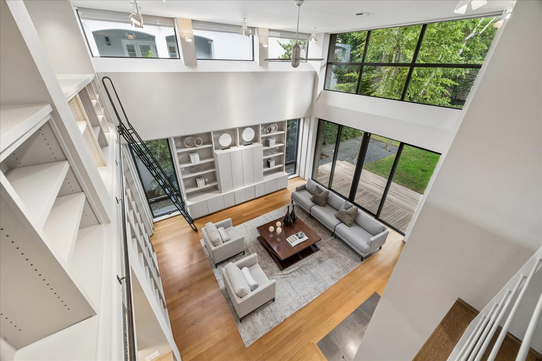 3635 Overbrook Lane