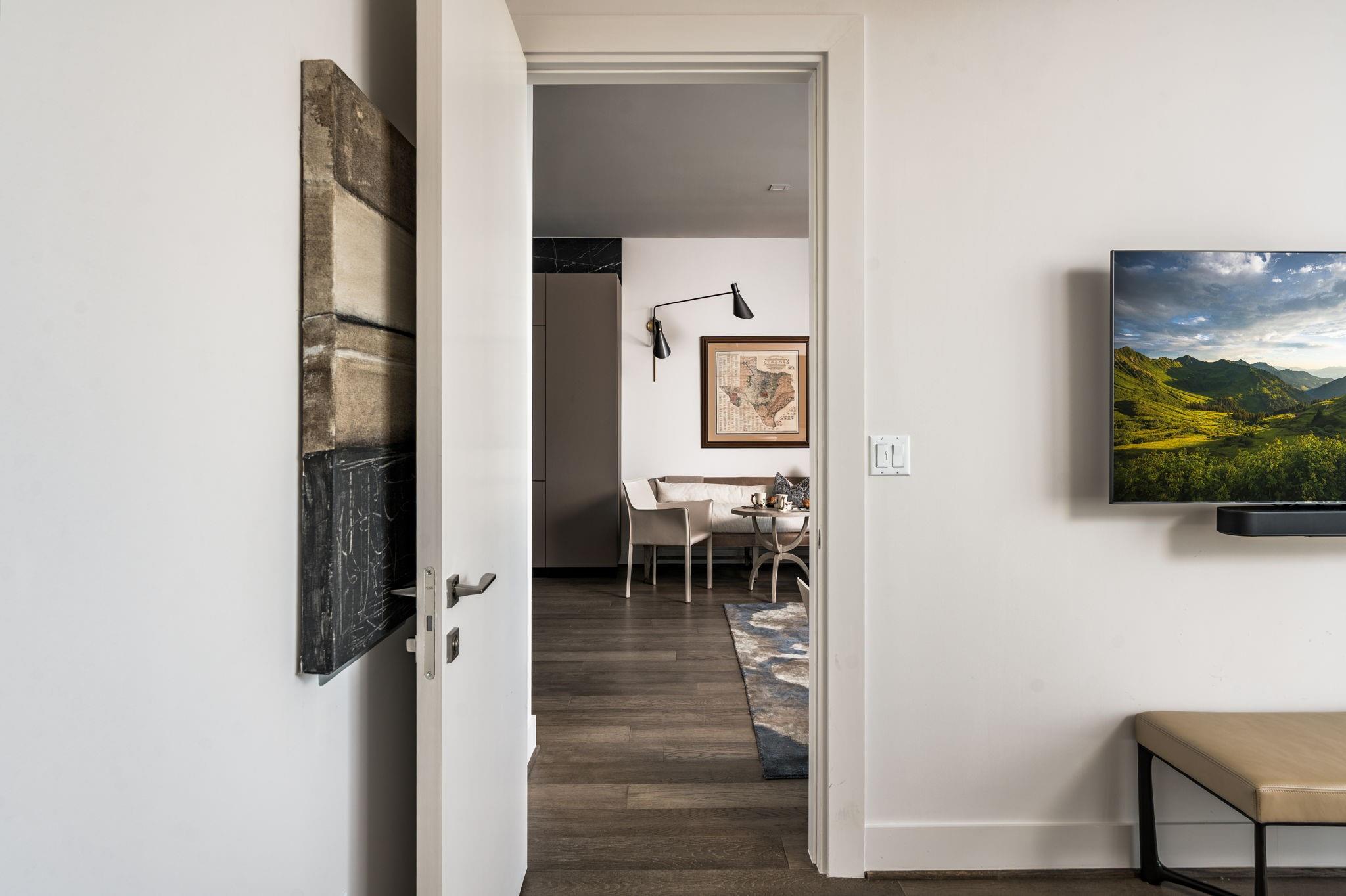 1711 Allen Parkway # 1905