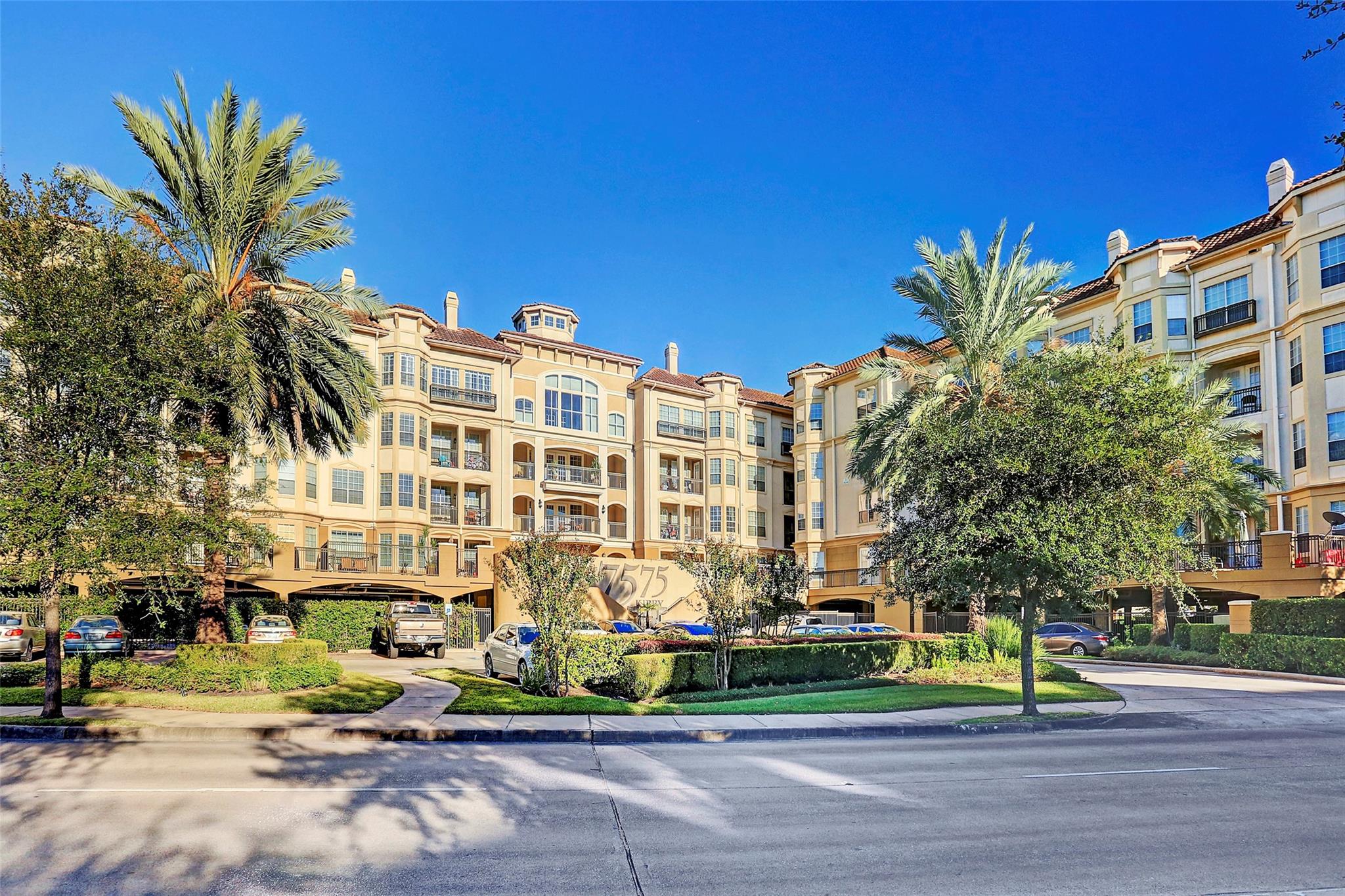 7575 Kirby Drive # 1412