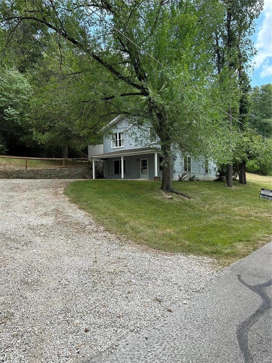 206 Hickory Lane