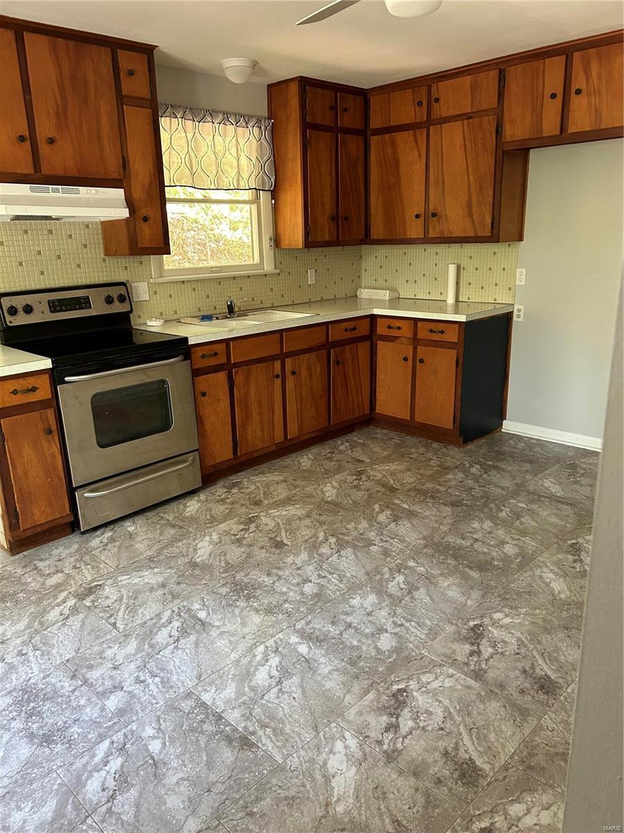 206 Hickory Lane
