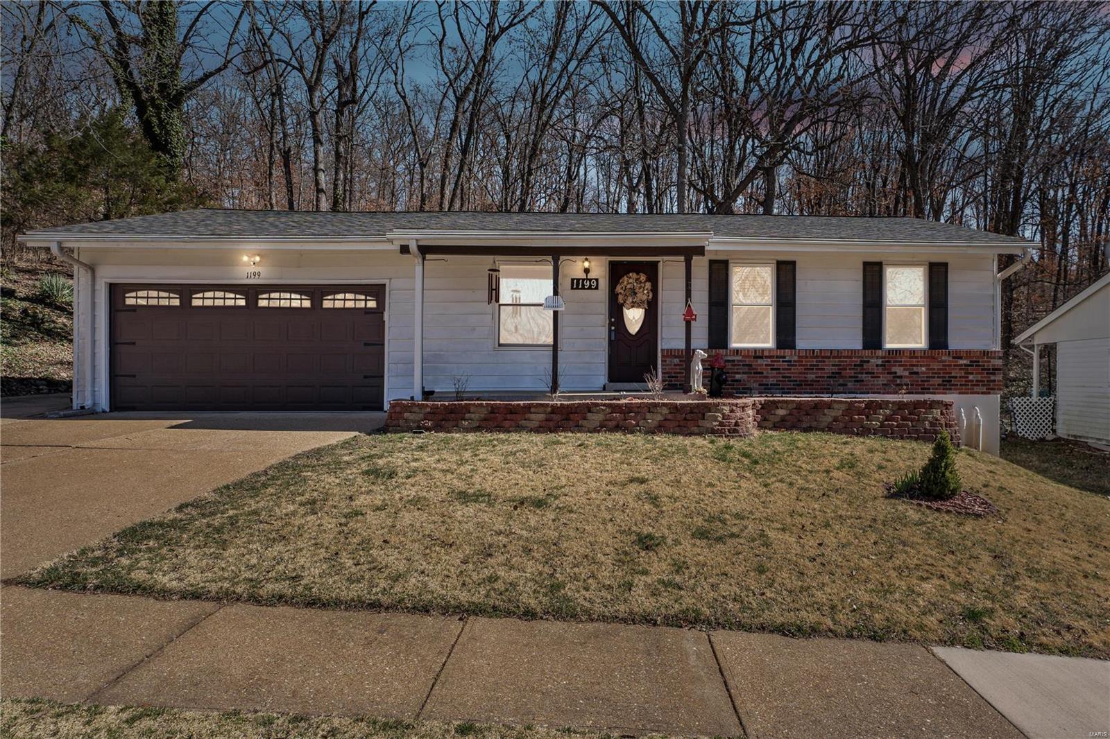 1199 Green Knoll Drive