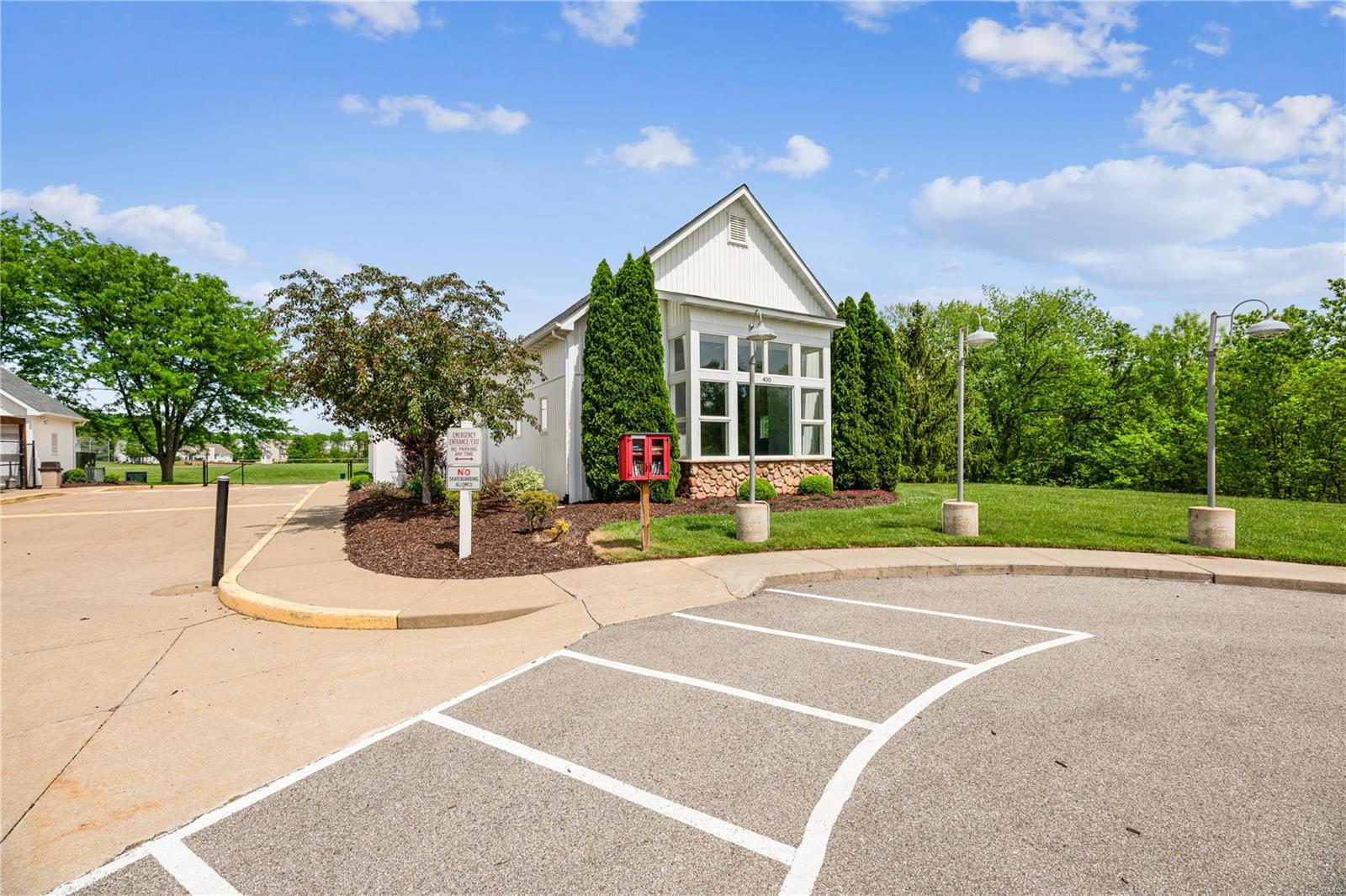 466 Kaylene Drive Unit: 2019B
