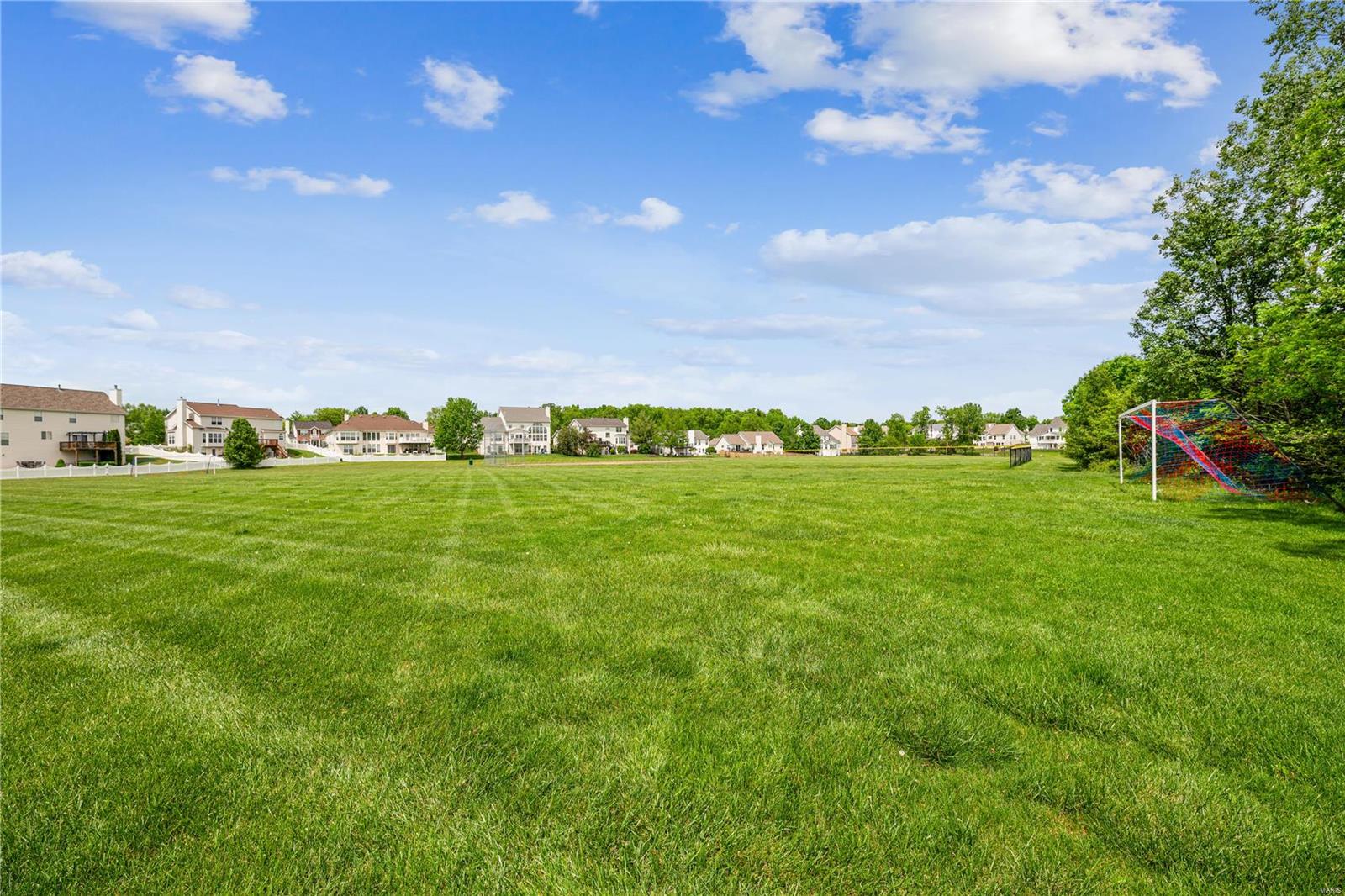 466 Kaylene Drive Unit: 2019B