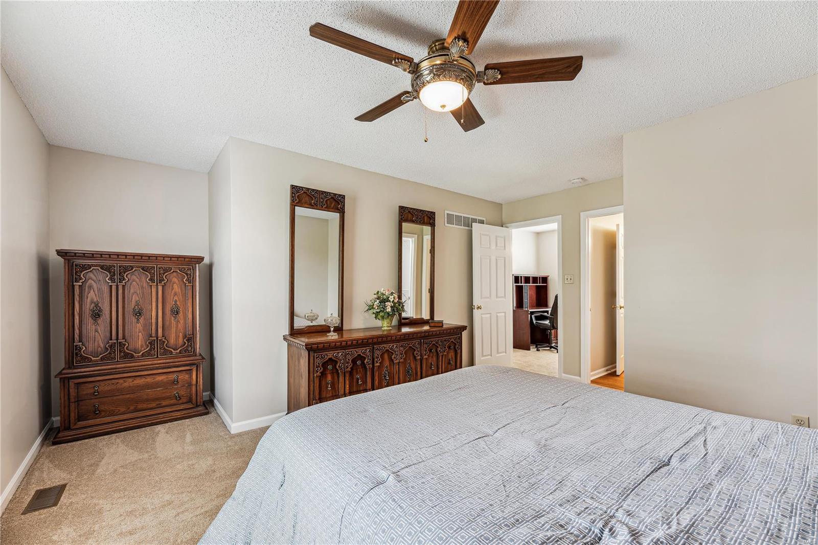 466 Kaylene Drive Unit: 2019B
