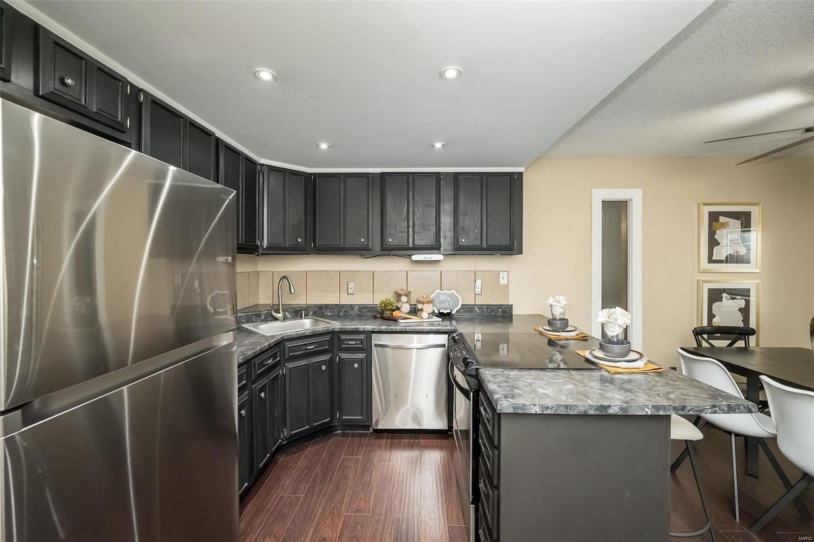 1465 Heritage Landing Unit: 208