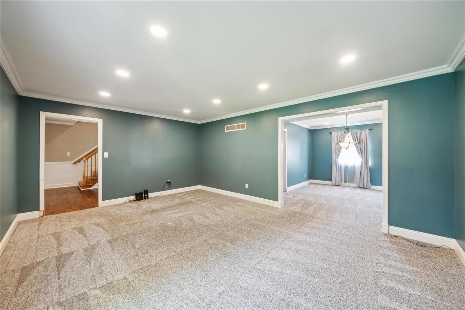 1 Larkspur Court
