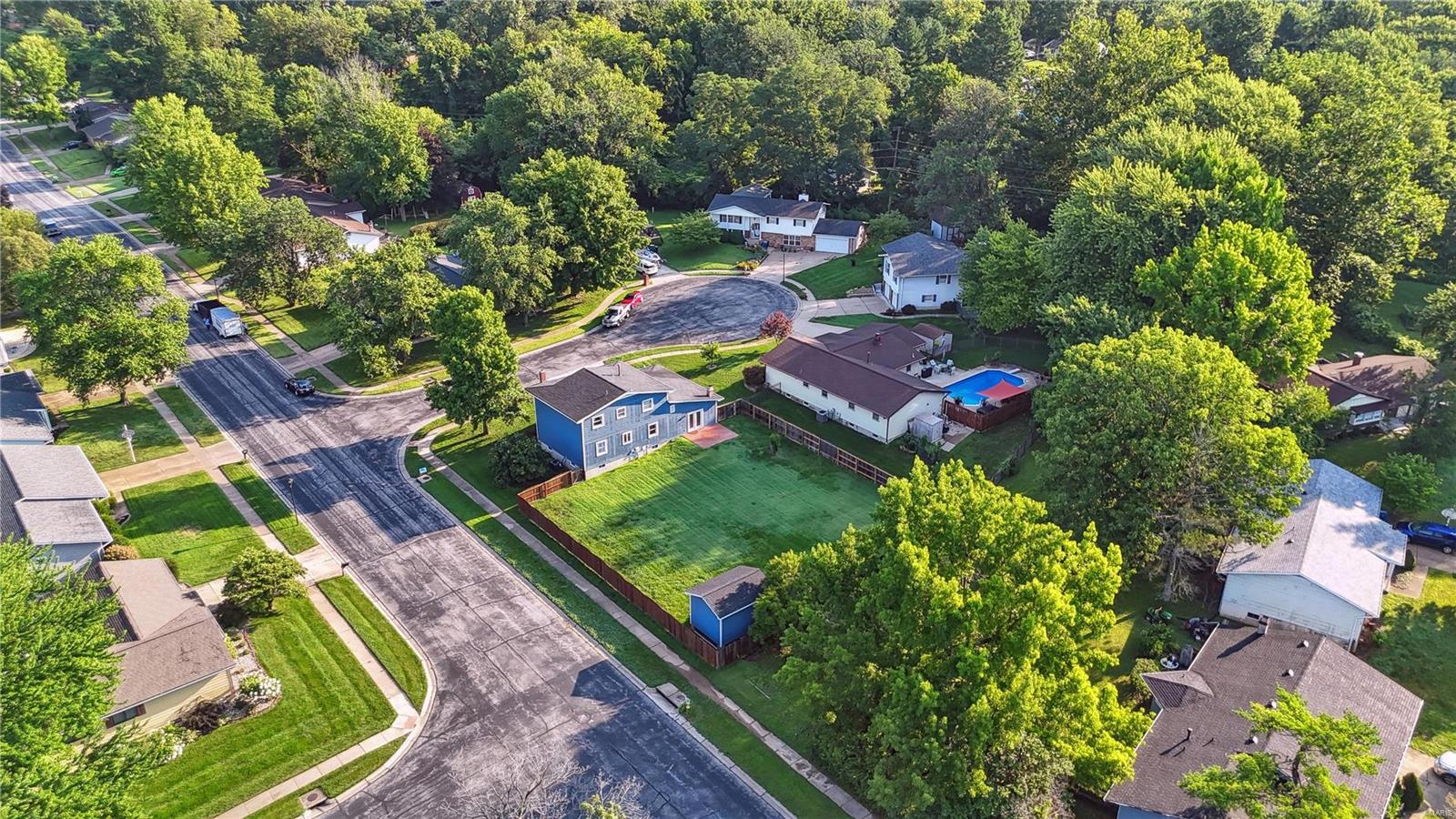 1 Larkspur Court