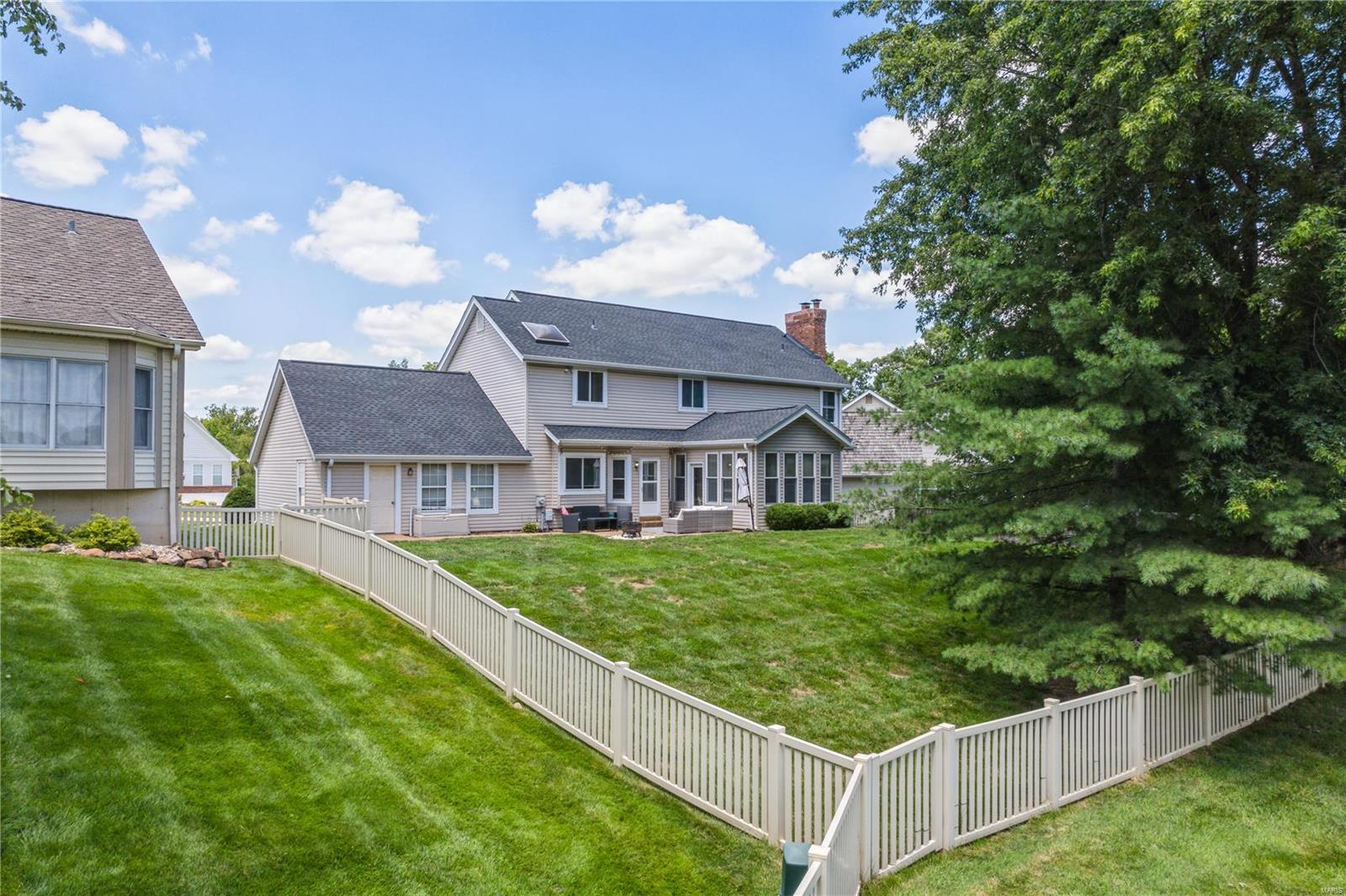 52 Lansdowne Court