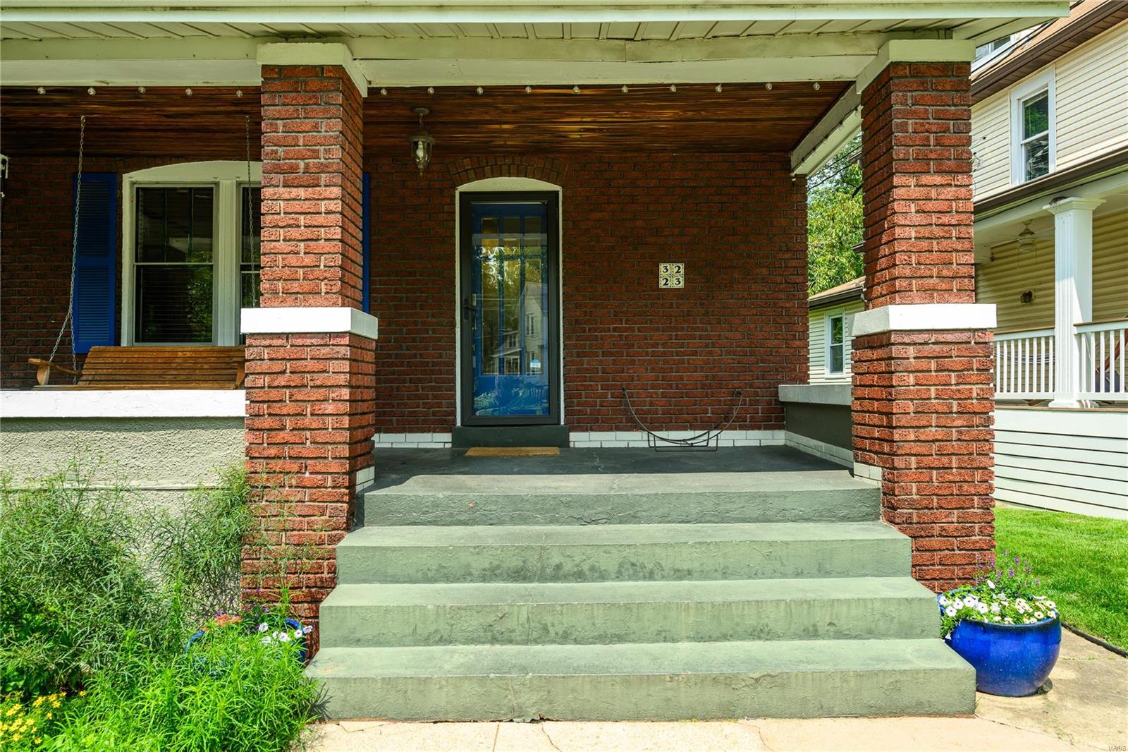 3223 Tennyson Square