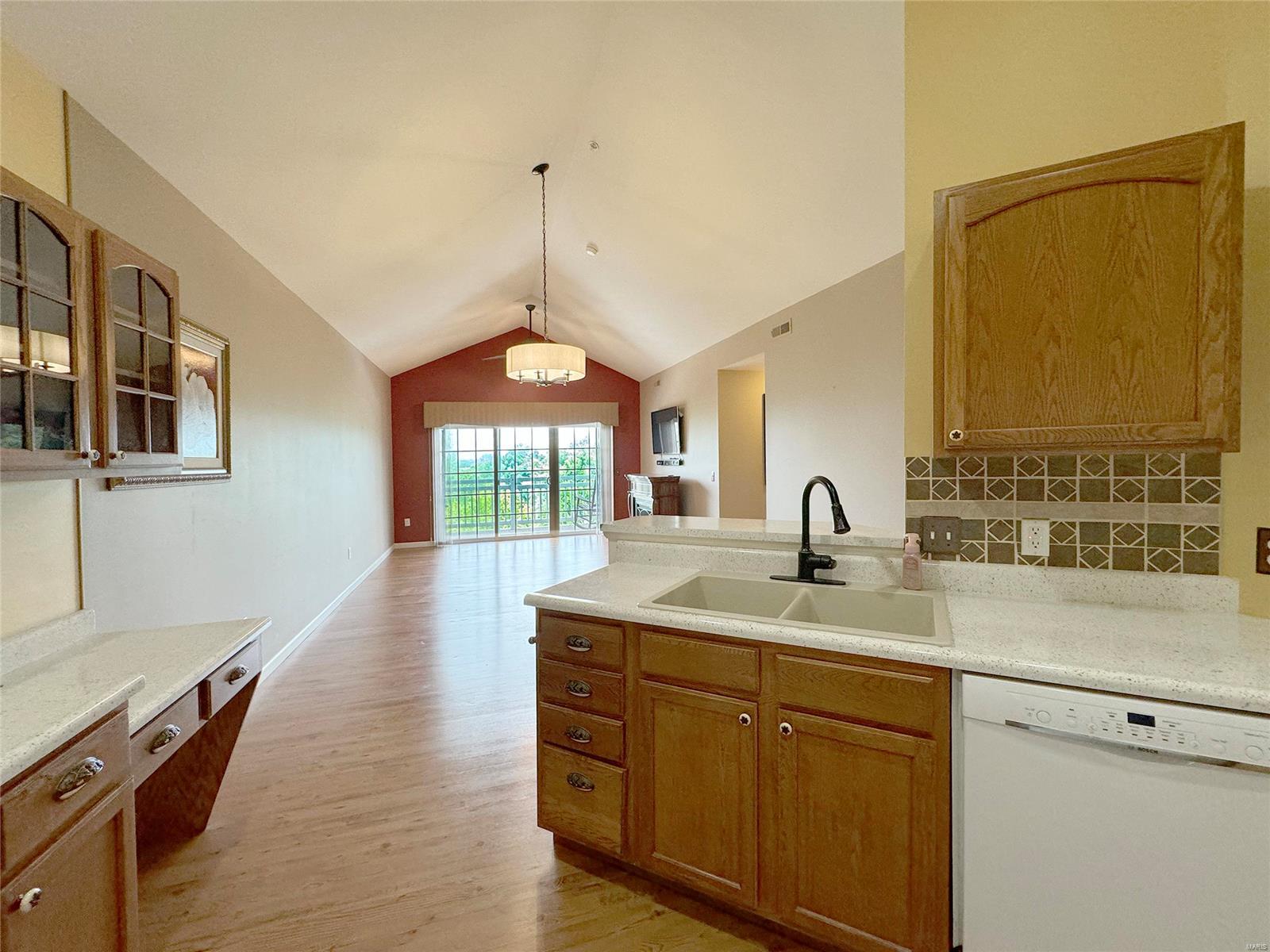 1507 S Old Highway 94 Unit: 408