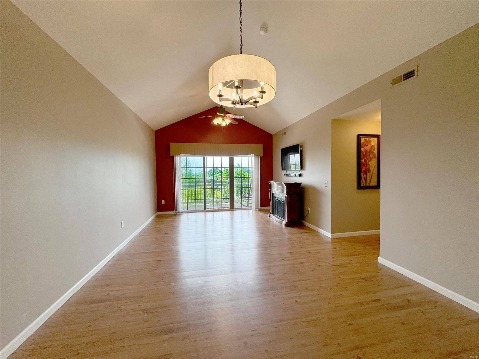 1507 S Old Highway 94 Unit: 408