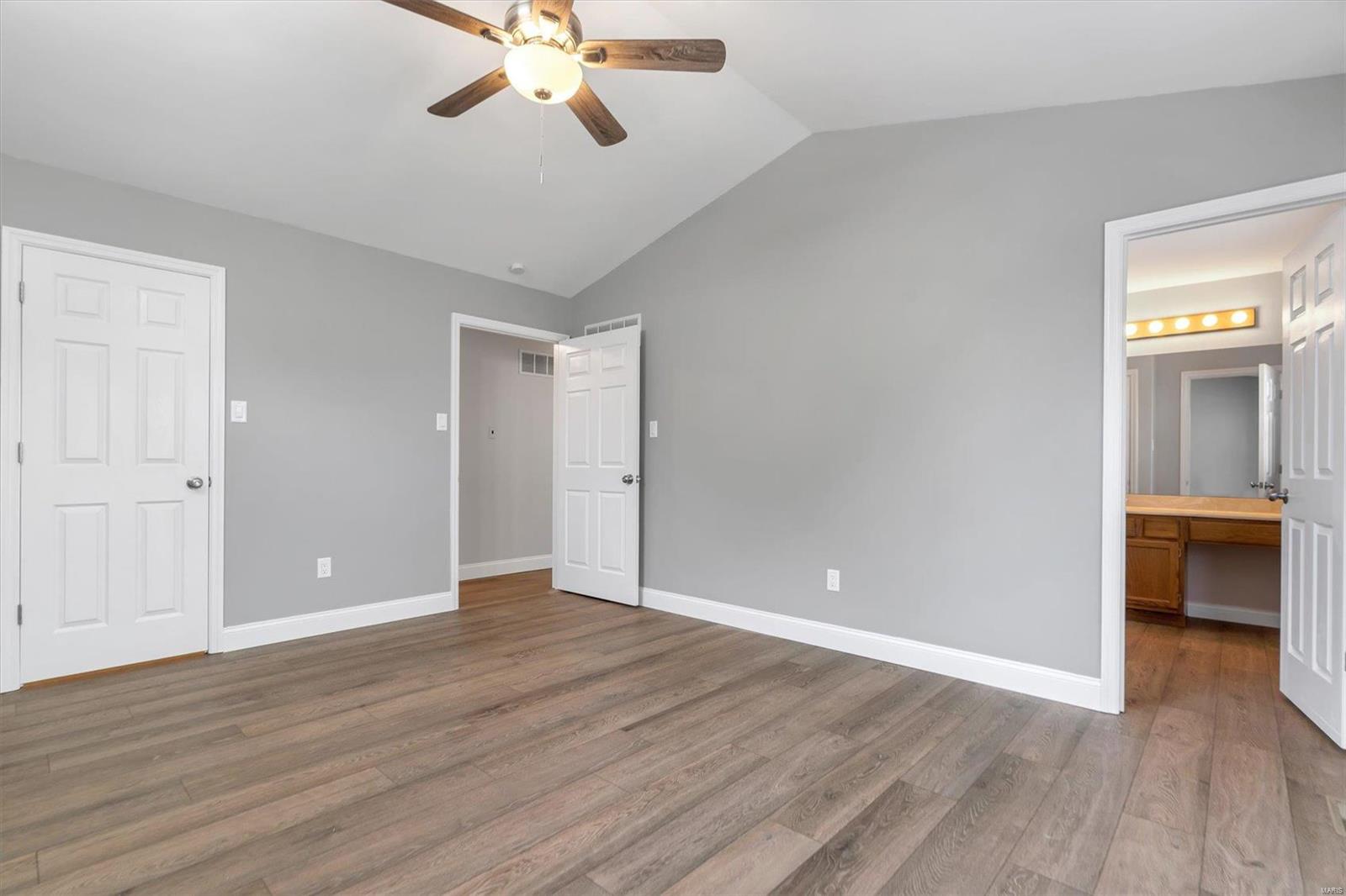 8 Big Bend Station Court
