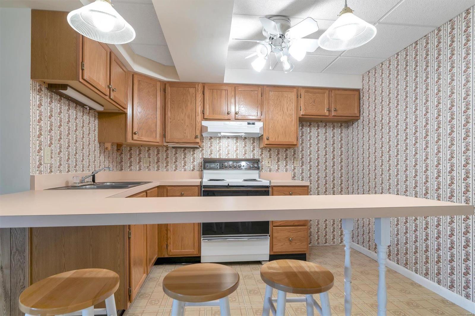 8 Big Bend Station Court