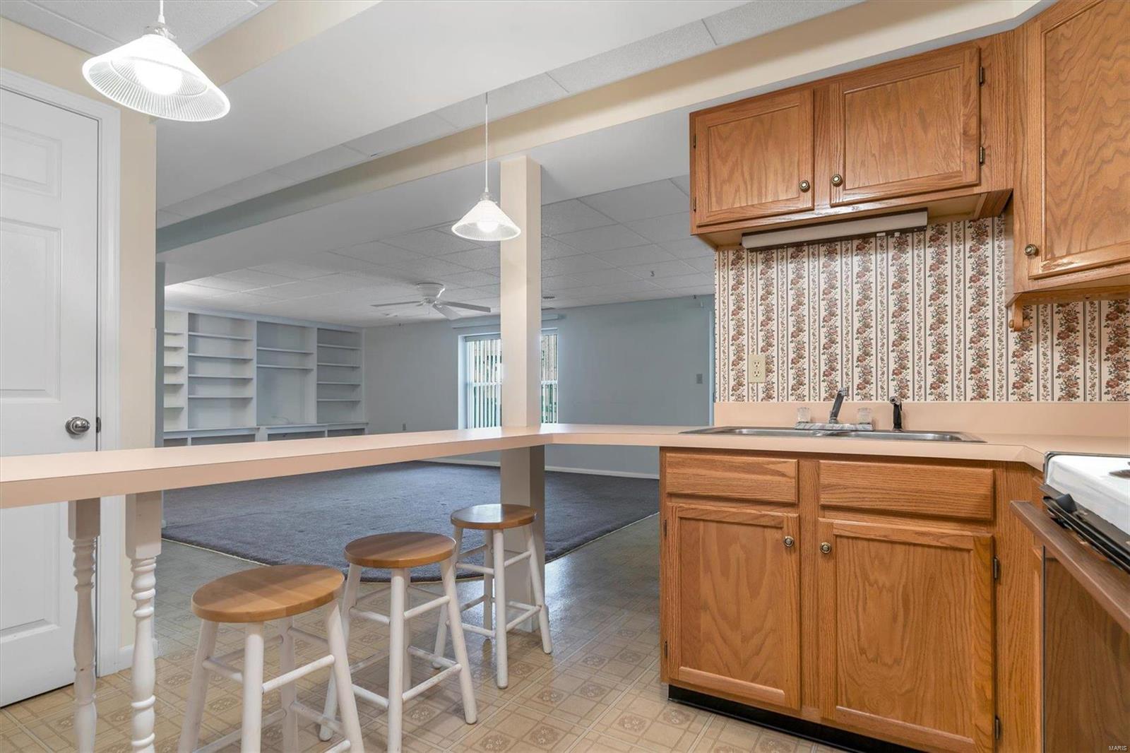 8 Big Bend Station Court