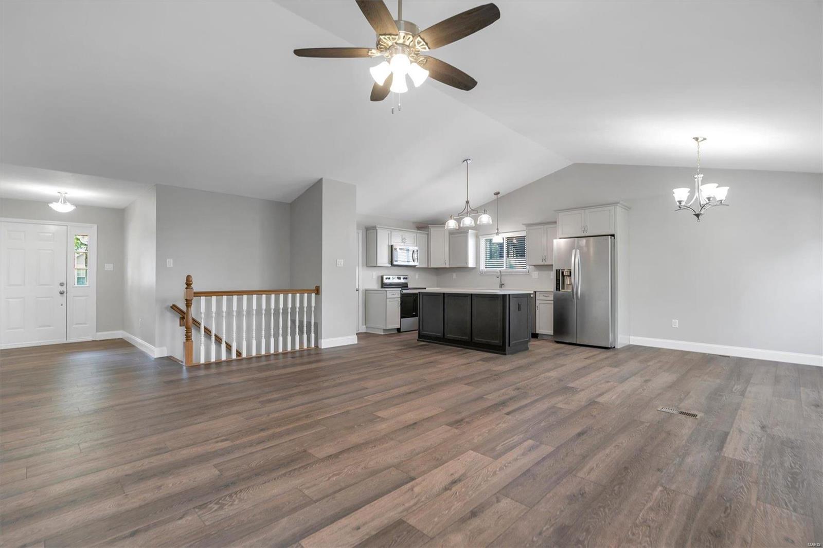 8 Big Bend Station Court