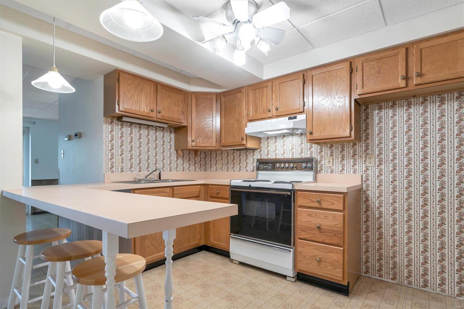 8 Big Bend Station Court