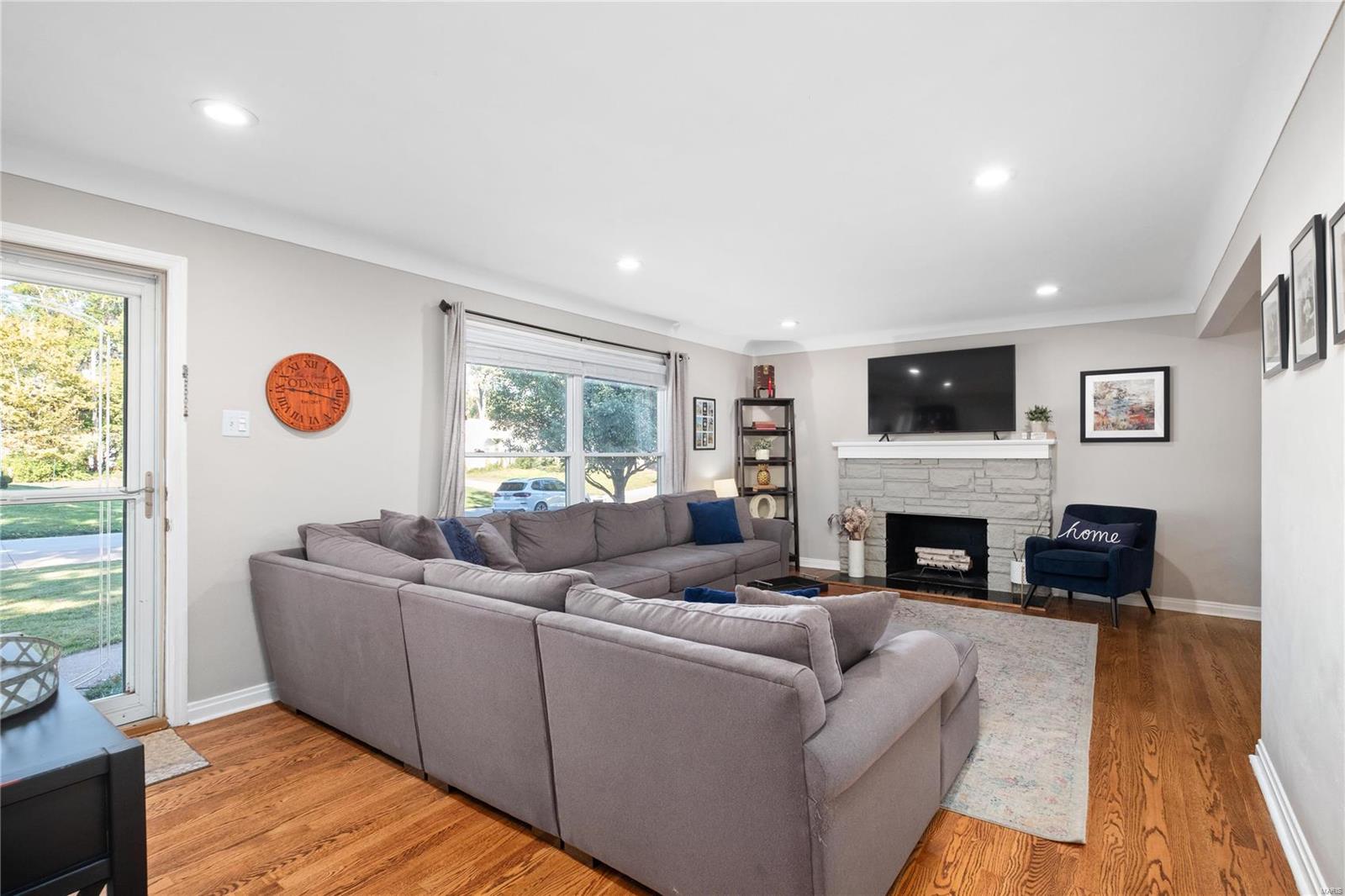 426 Honeysuckle Lane