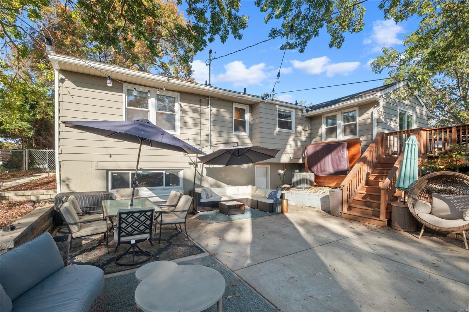 426 Honeysuckle Lane