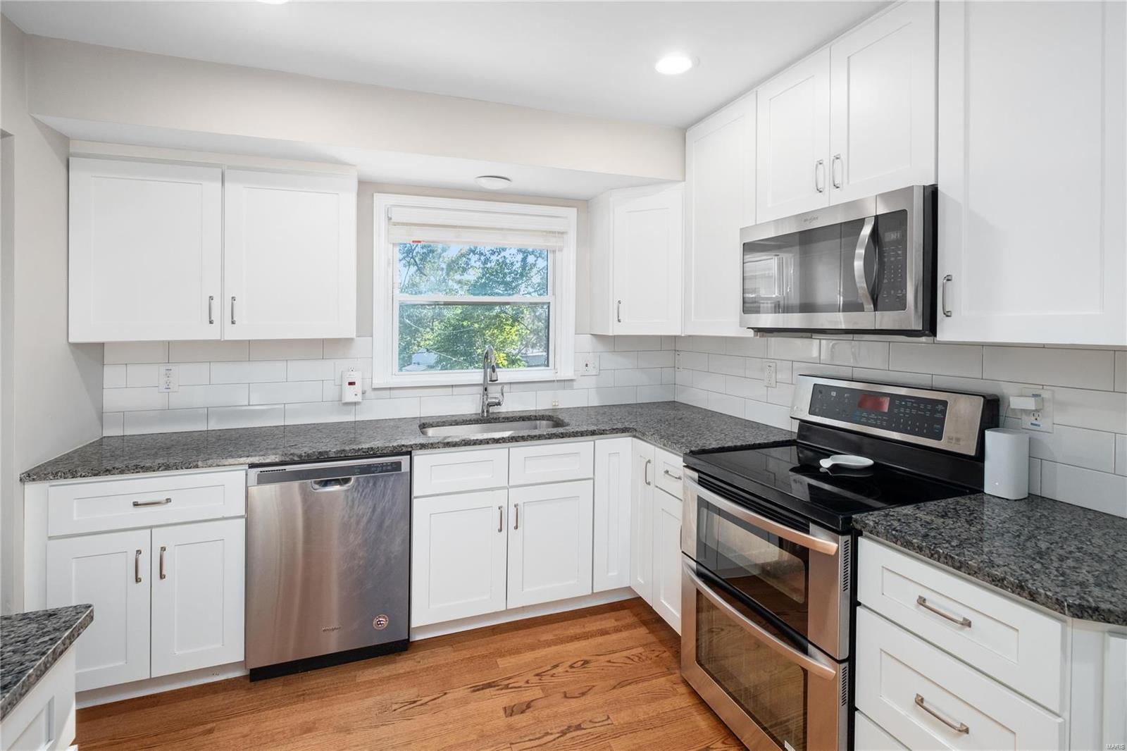 426 Honeysuckle Lane