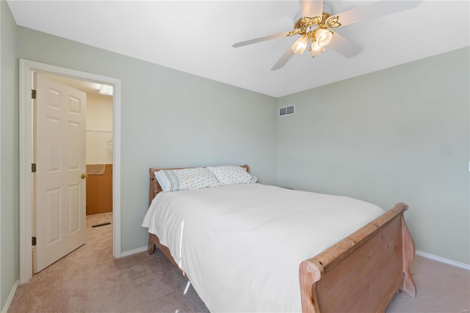 2966 Fox Bluff Drive