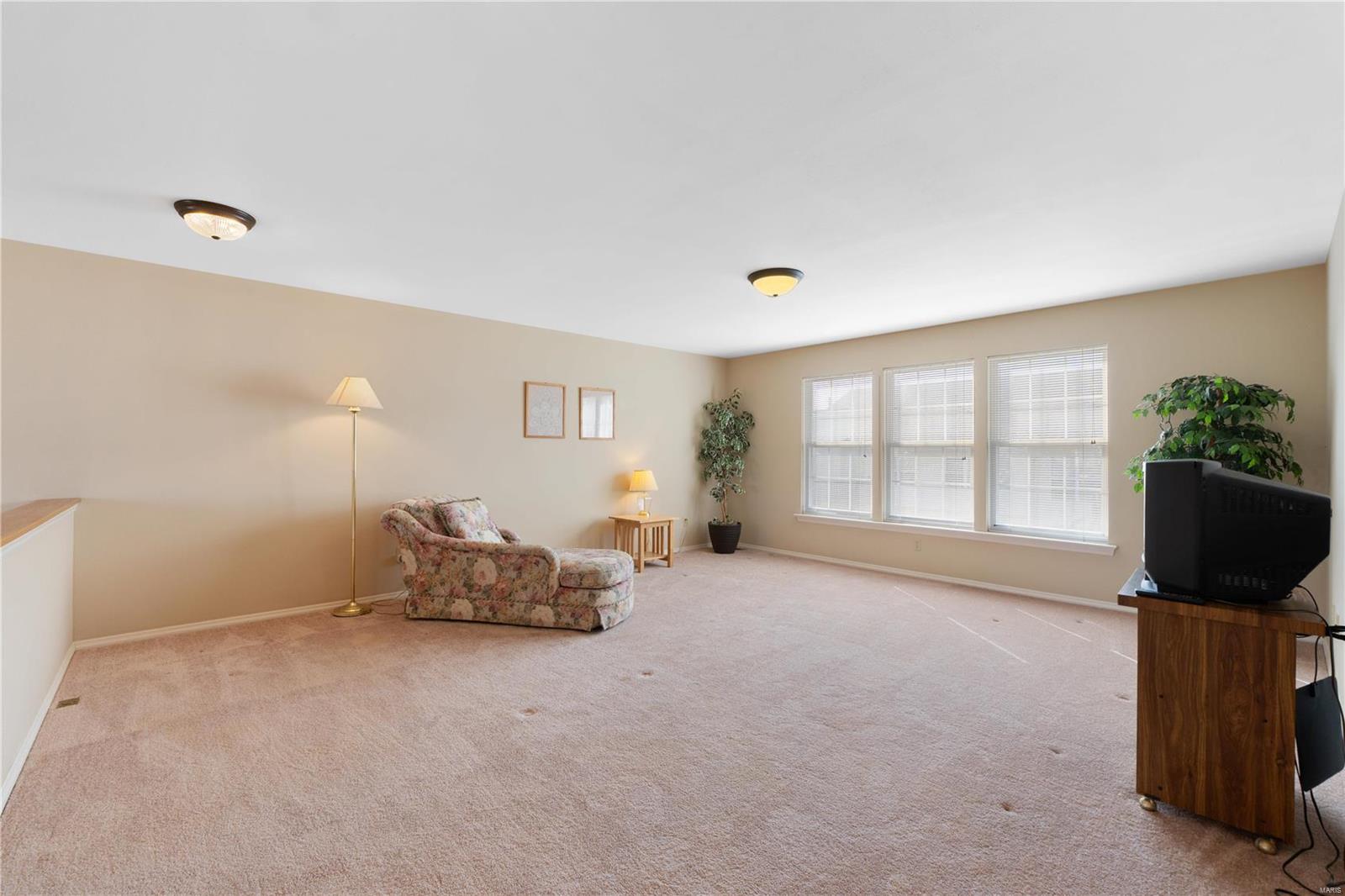 2966 Fox Bluff Drive