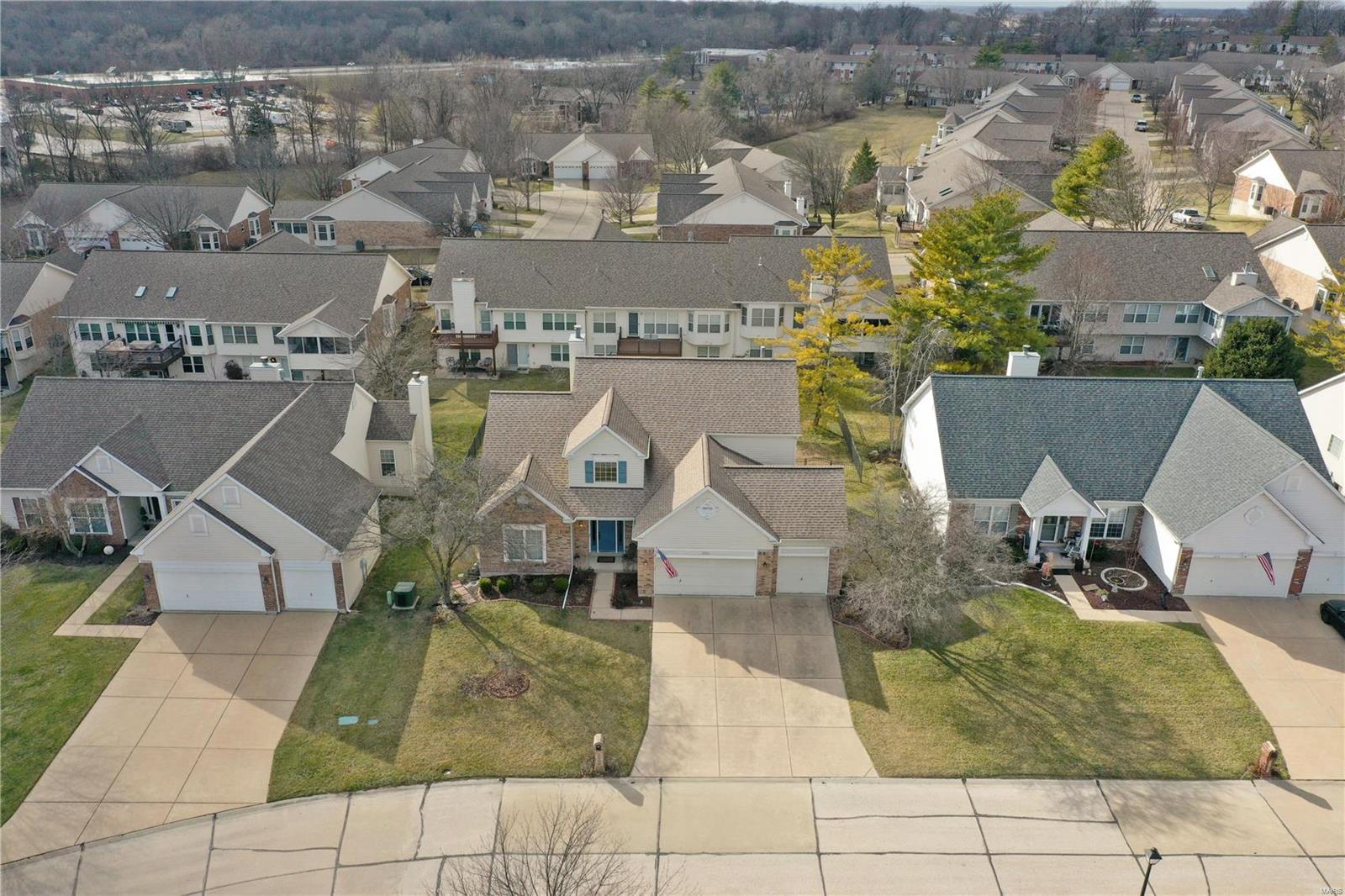 2966 Fox Bluff Drive
