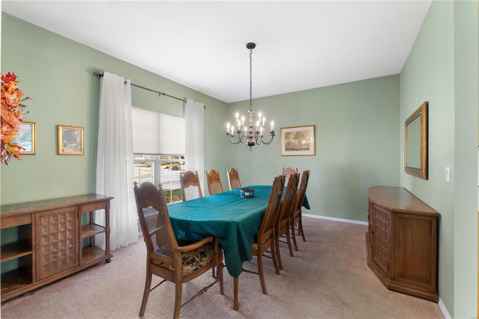 2966 Fox Bluff Drive
