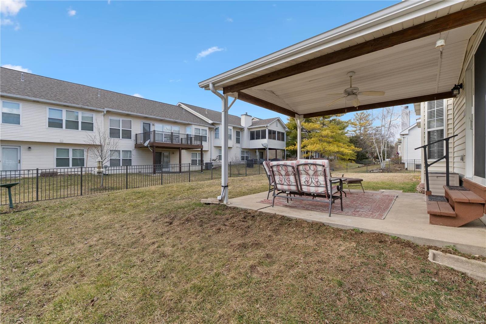 2966 Fox Bluff Drive
