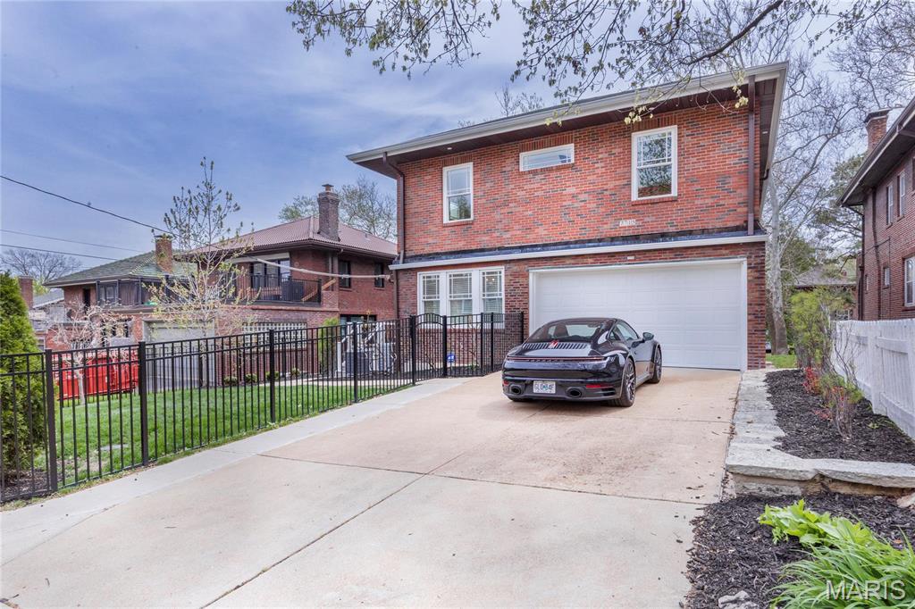 7715 Country Club Court