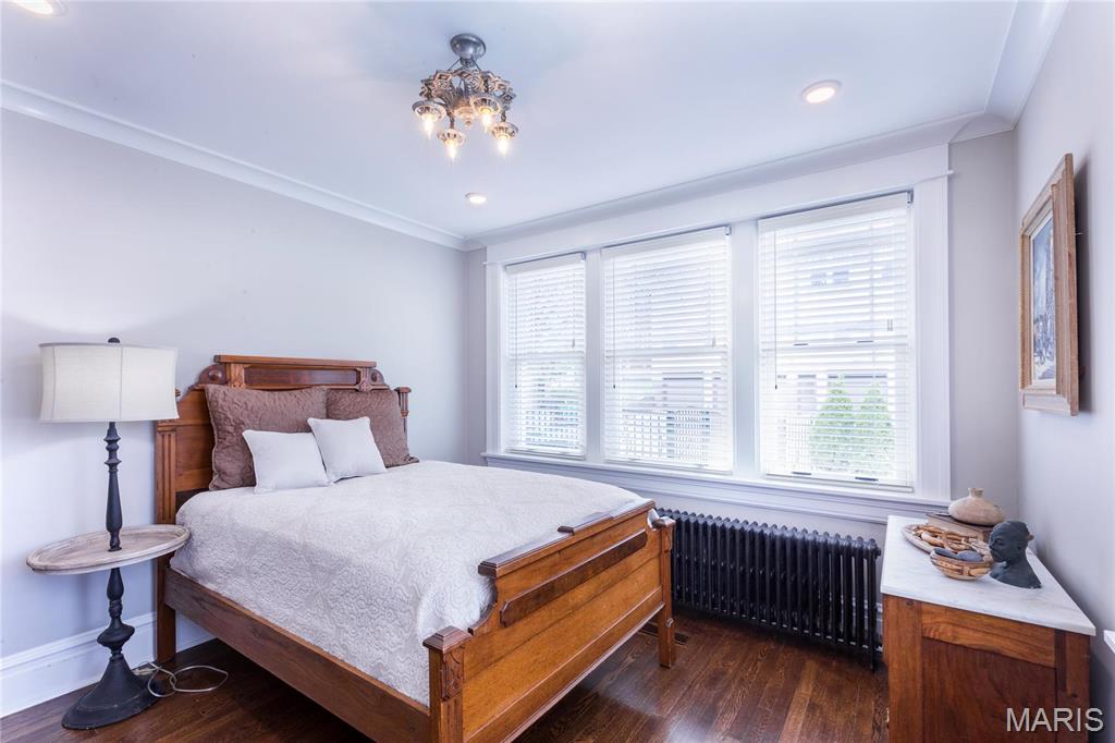 7715 Country Club Court