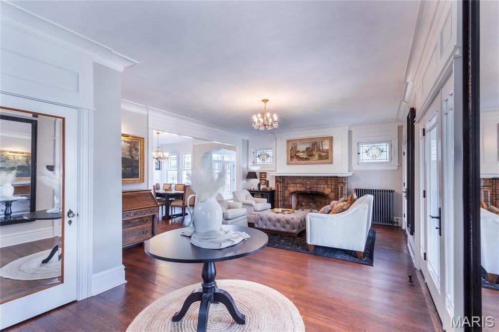 7715 Country Club Court