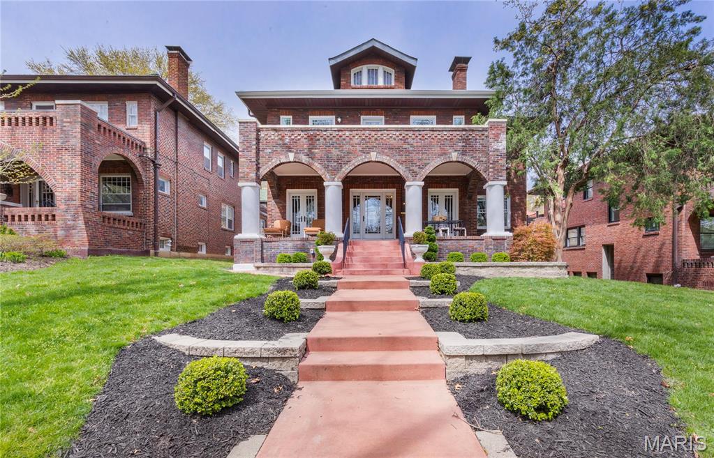 7715 Country Club Court
