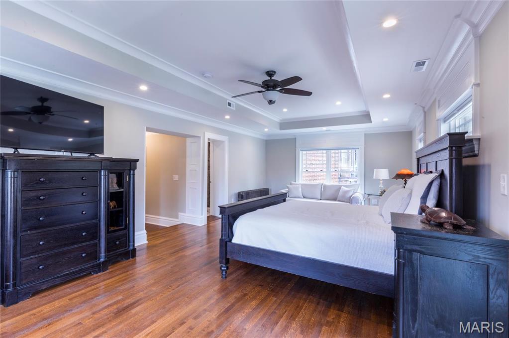 7715 Country Club Court