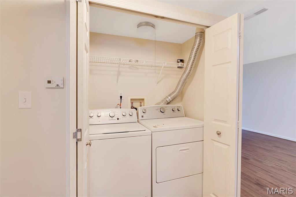 1935 Greenglen Drive Unit: 204