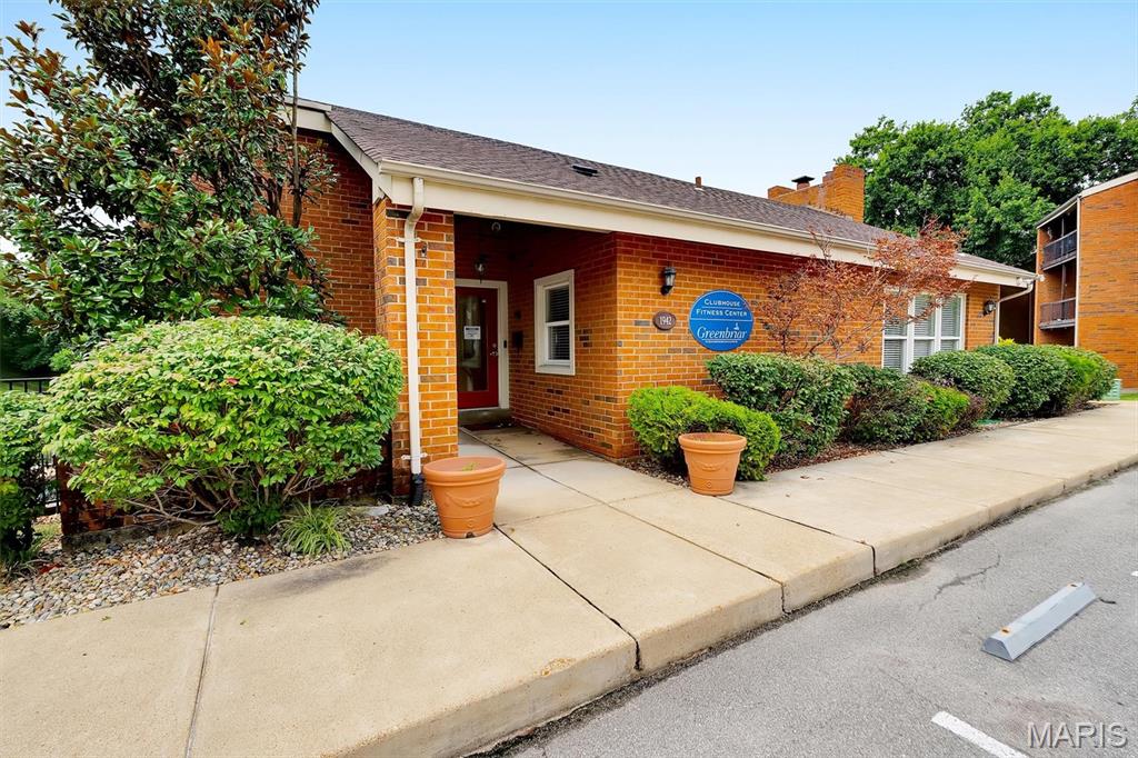 1935 Greenglen Drive Unit: 204