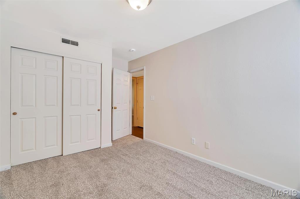 1935 Greenglen Drive Unit: 204