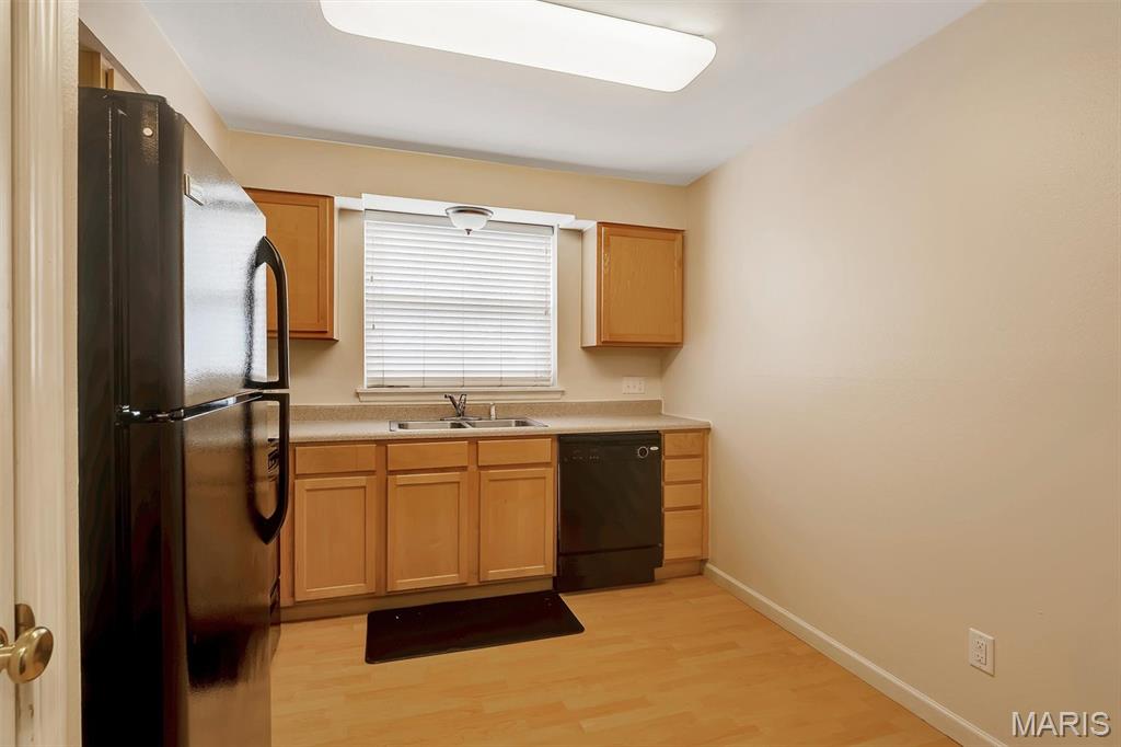 1935 Greenglen Drive Unit: 204