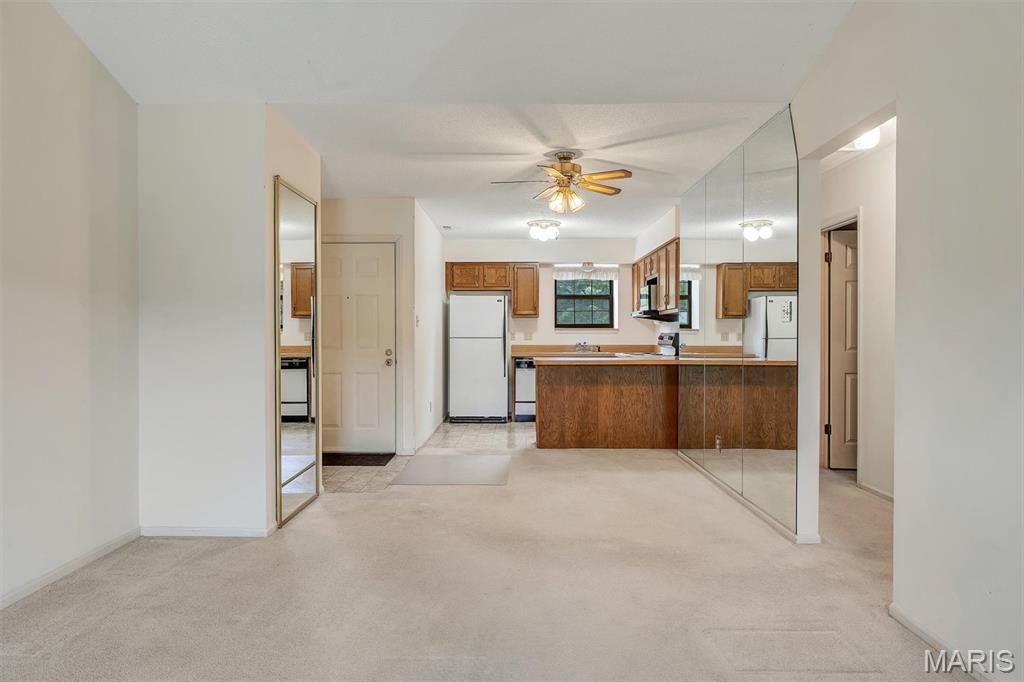 2303 Yosemite Park Court Unit: E