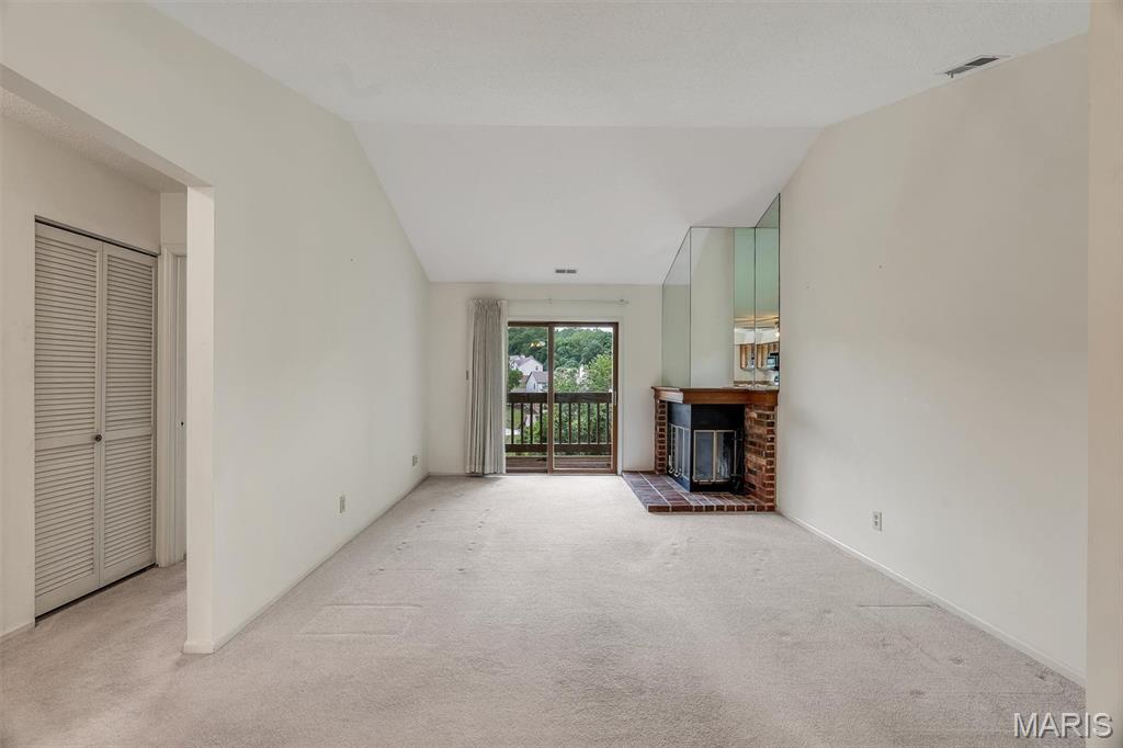 2303 Yosemite Park Court Unit: E