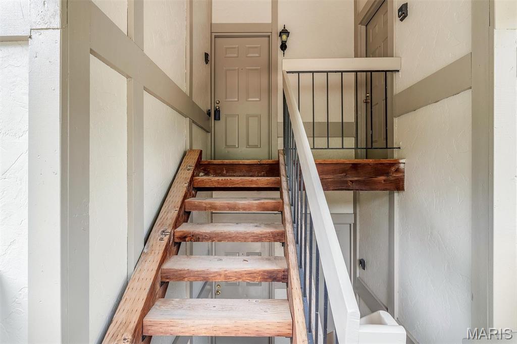 2303 Yosemite Park Court Unit: E