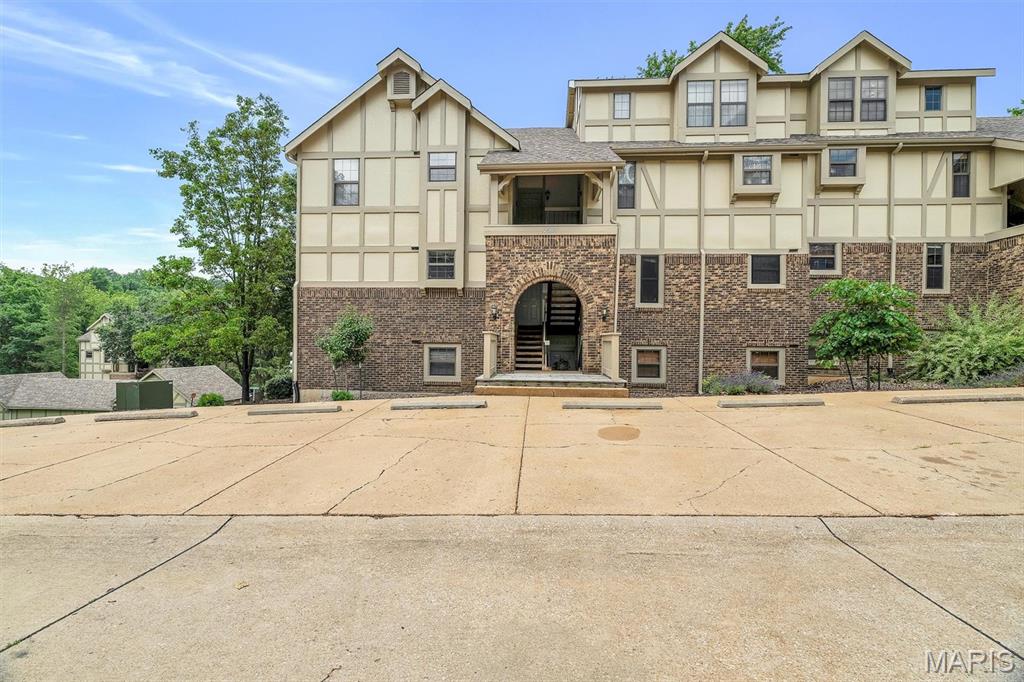 2303 Yosemite Park Court Unit: E
