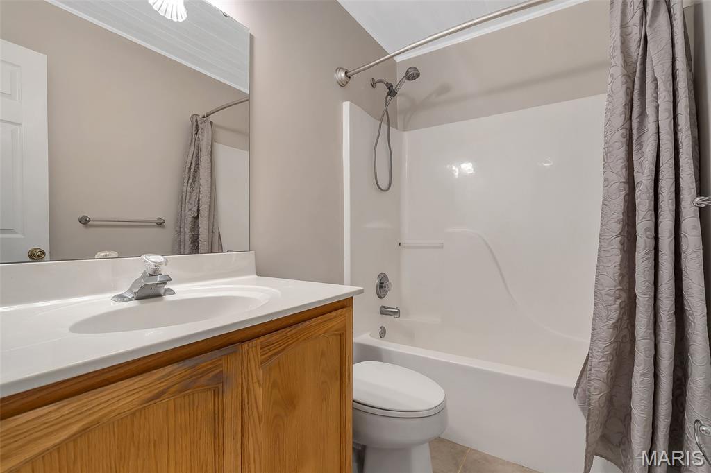 2202 Gascony Drive Unit: 2202